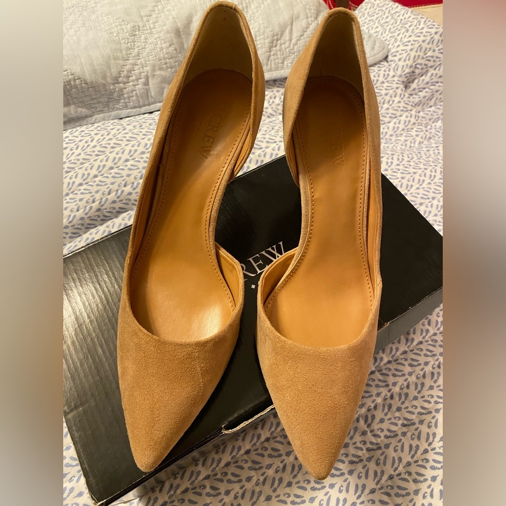 J Crew Classic suede pump Sz 8 brand new